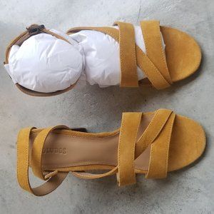 Soludos Emile Suede Yellow / Marigold Strappy Block Heels